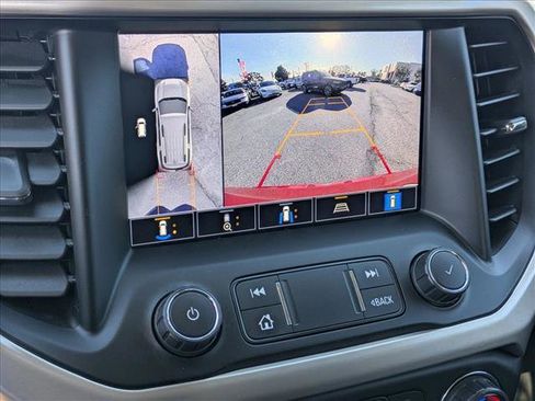 Used 2021 GMC Acadia Denali w/ Denali Technology Package image 14