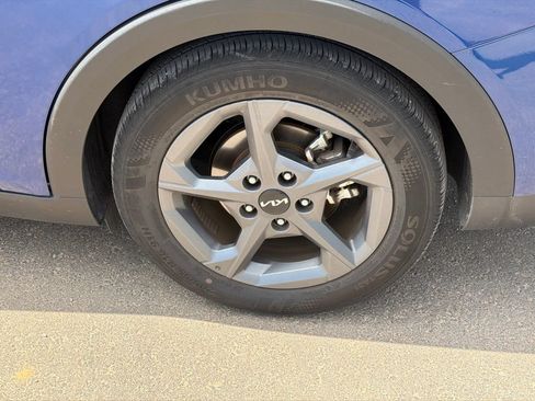 Used 2025 Kia K4 FWD image 19