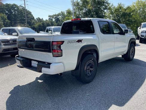 New 2025 Nissan Frontier PRO-4X w/ Interior Protection Package image 4