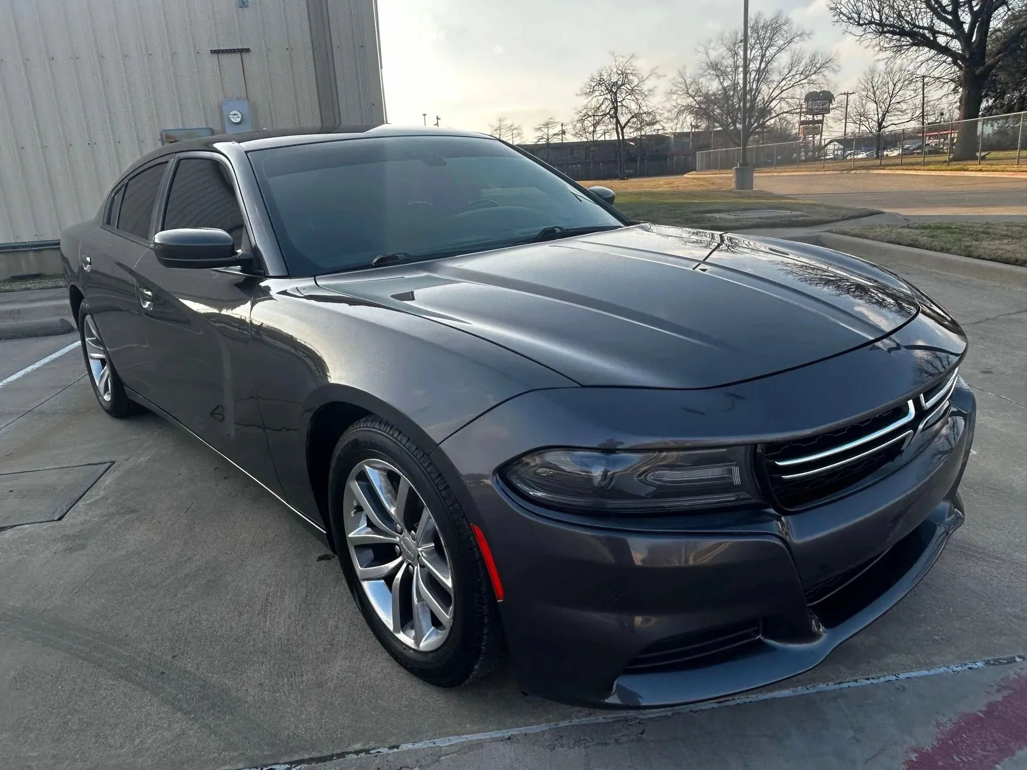 Used 2015 Dodge Charger SXT w/ Plus Group RWD image 2