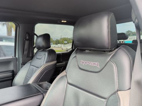 Used 2017 Ford F150 Raptor w/ Equipment Group 802A Luxury AWD/4WD image 10