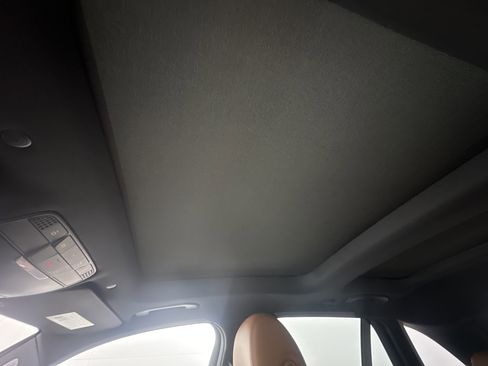 Used 2022 Mercedes-Benz GLC 300 4MATIC image 22