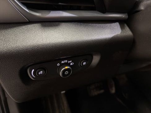 Used 2019 Chevrolet Traverse LT image 14