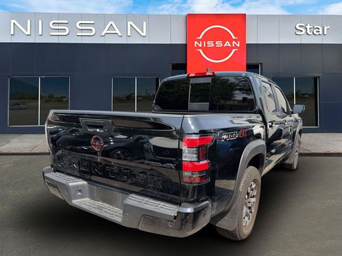 Used 2024 Nissan Frontier PRO-4X w/ Technology Package AWD/4WD image 6