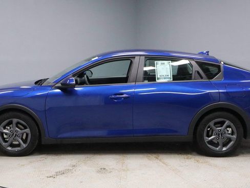 Used 2025 Kia K4 LXS image 6