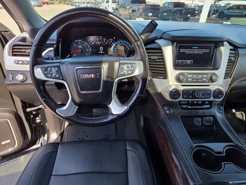 Used 2019 GMC Yukon SLT w/ Graphite Performance Edition RWD image 14