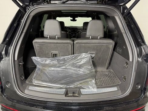 Certified 2023 Cadillac XT6 Sport w/ LPO, Onyx Lite Package image 12