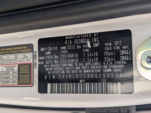 Used 2024 Kia Sorento S image 27