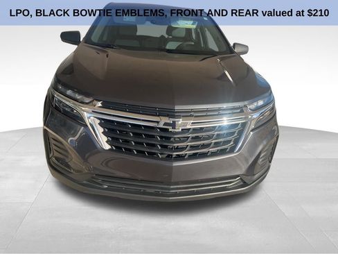Used 2022 Chevrolet Equinox LS w/ Driver Confidence II Package image 2