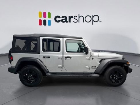 Used 2022 Jeep Wrangler Unlimited Sport AWD/4WD image 6