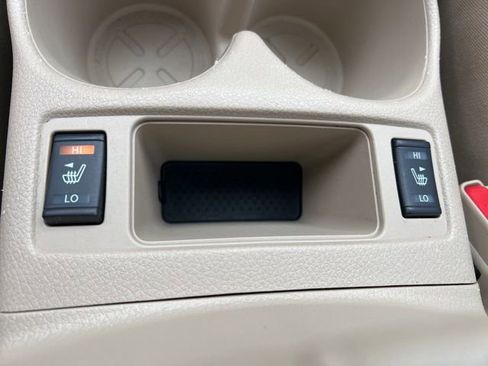 Used 2020 Nissan Rogue SV w/ Sun & Sound Touring Package image 32