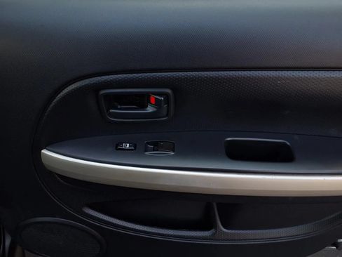 Used 2006 Scion xA FWD image 25