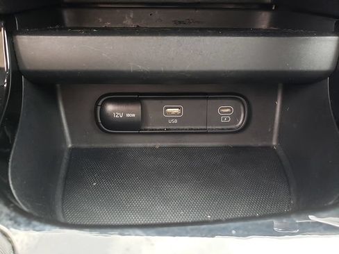 Certified 2024 Kia Seltos S FWD image 17