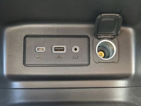 Used 2024 Chevrolet Equinox LT image 26