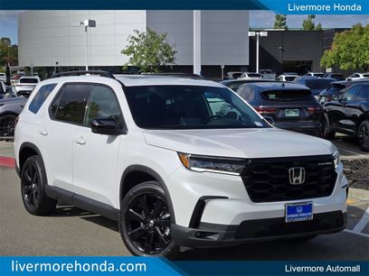 New 2025 Honda Pilot Black Edition