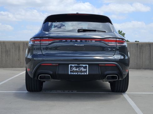 Certified 2026 Porsche Macan AWD/4WD image 7