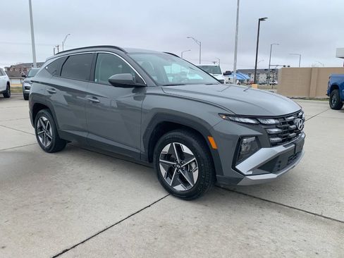 Used 2025 Hyundai Tucson SEL AWD/4WD image 6
