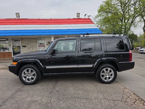 Used 2010 Jeep Commander Limited AWD/4WD image 3