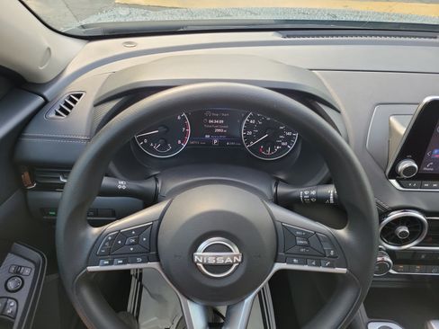 Certified 2024 Nissan Sentra SV FWD image 21