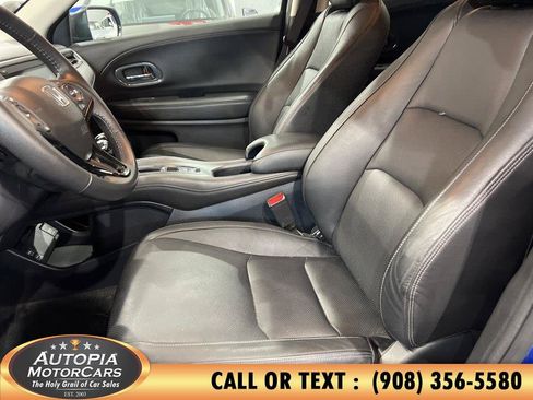 Used 2022 Honda HR-V EX-L image 10