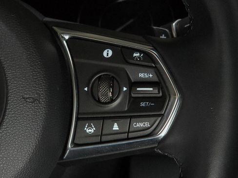 Used 2025 Acura RDX SH-AWD image 25