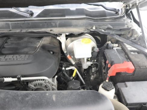 Used 2022 RAM 2500 Tradesman AWD/4WD image 18