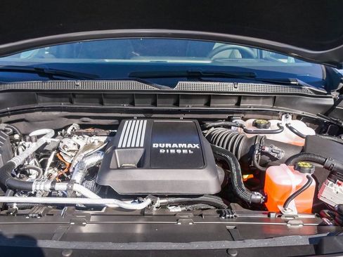 New 2026 Chevrolet Suburban Premier w/ Sun And Tow Package image 26