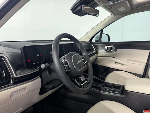 Used 2025 Kia Sorento EX w/ Panoramic Sunroof Package AWD/4WD image 20