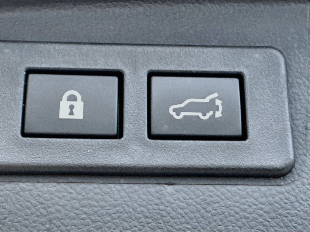 Certified 2025 Subaru Outback Limited AWD/4WD image 33