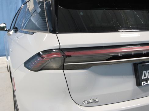 New 2026 Lincoln Nautilus Reserve image 43