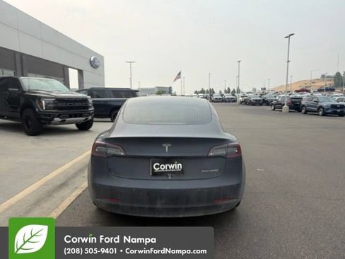 Used 2020 Tesla Model 3 Long Range AWD/4WD image 5