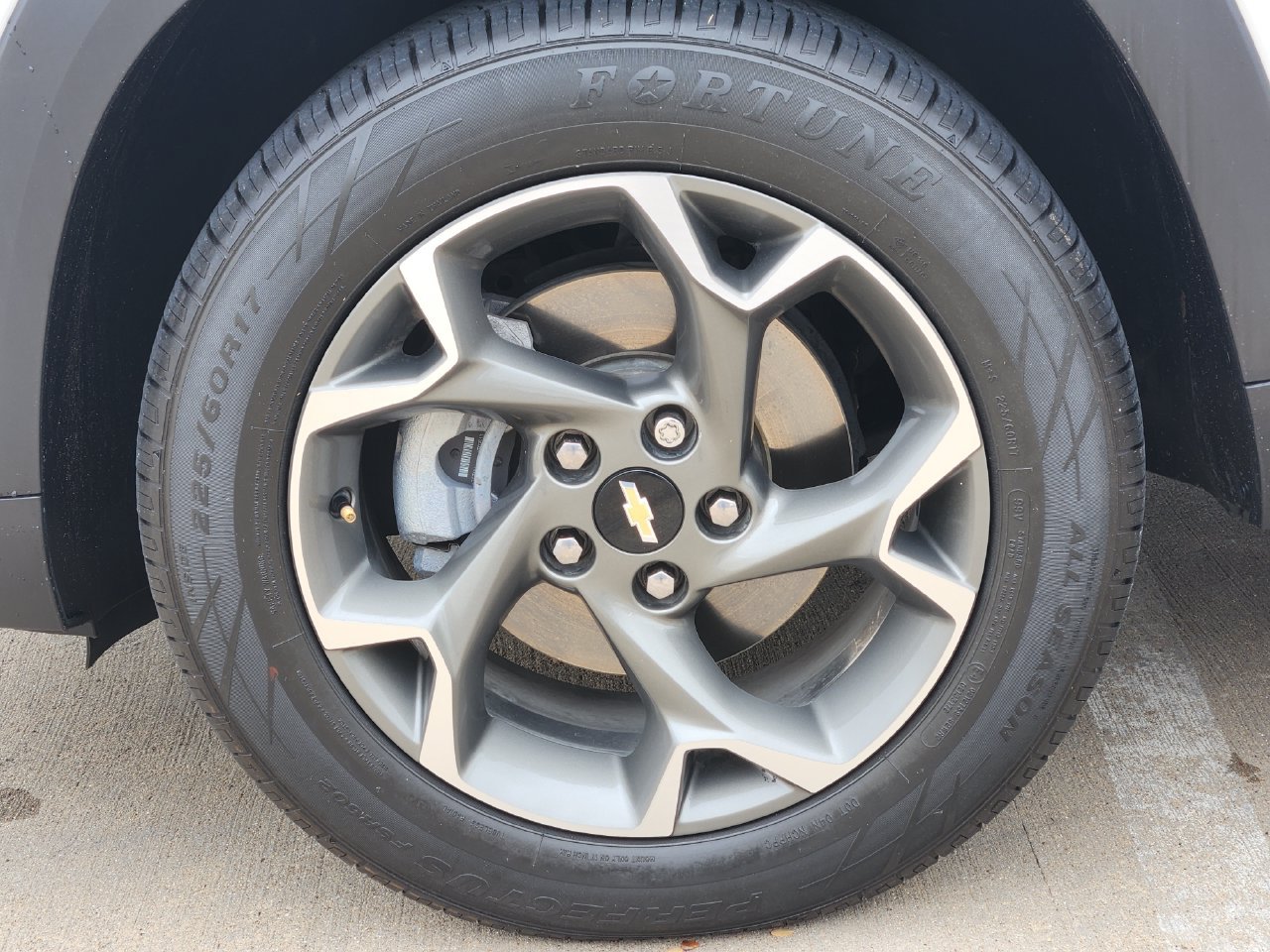 Used 2024 Chevrolet Trax LT w/ Driver Confidence Package FWD image 7