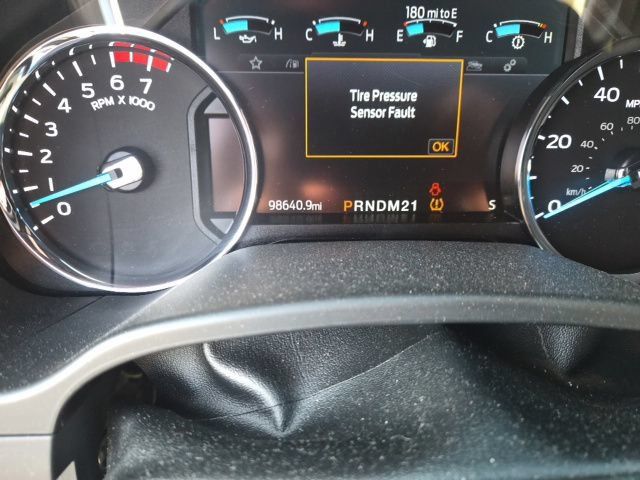 Used 2022 Ford F250 Lariat w/ Lariat Value Package AWD/4WD image 2