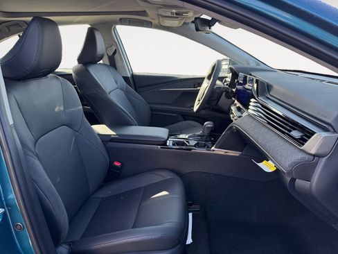 New 2026 Toyota Camry XLE AWD/4WD image 17
