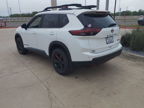 New 2026 Nissan Rogue SV AWD/4WD image 5