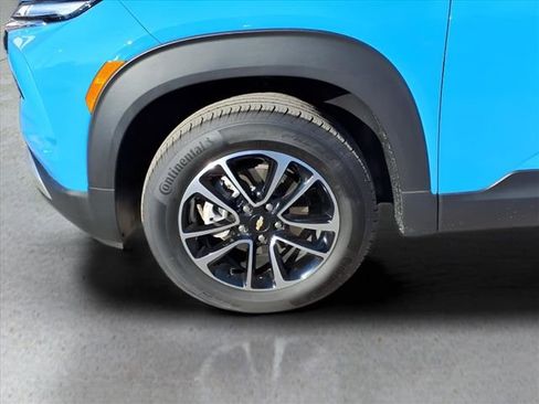 Used 2024 Chevrolet TrailBlazer LT w/ LT Cold Weather Package image 10