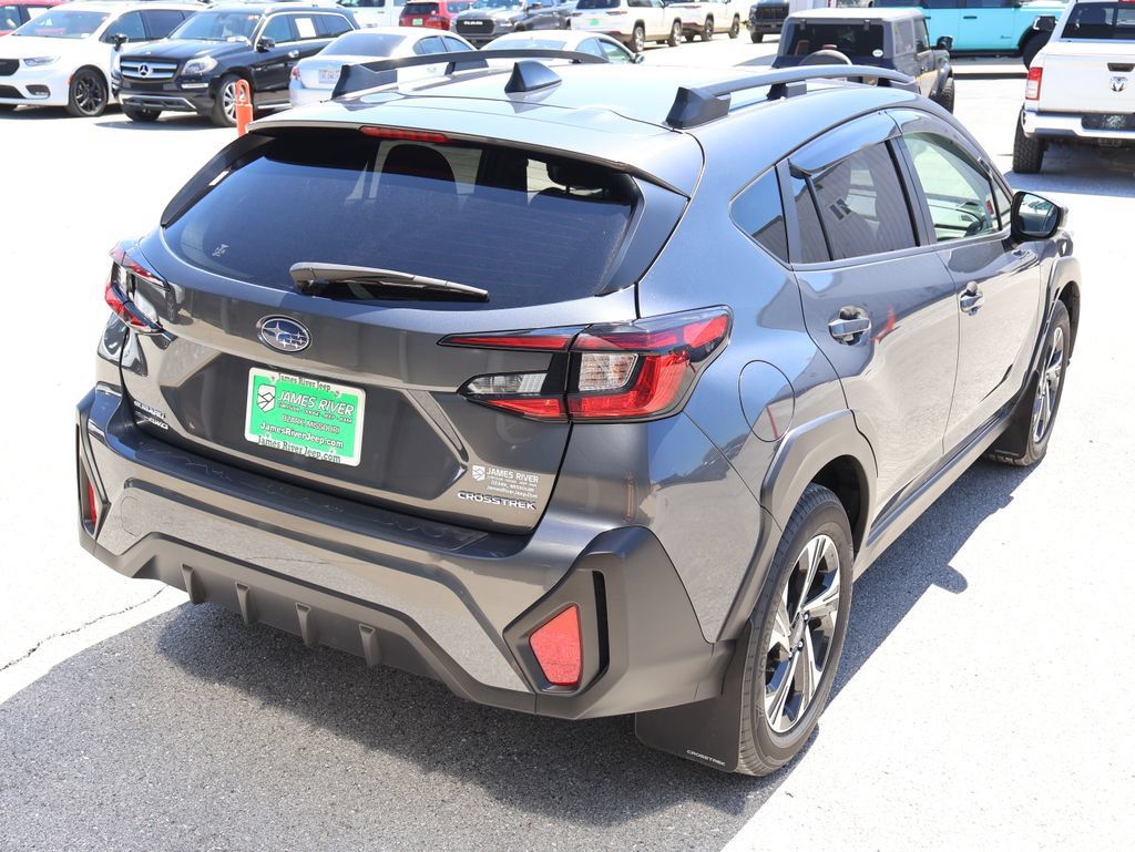 Used 2024 Subaru Crosstrek 2.0i Premium AWD/4WD image 5