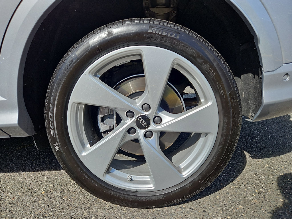 Used 2025 Audi Q5 Premium Plus AWD/4WD image 8