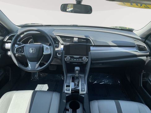 Used 2017 Honda Civic EX-T image 6