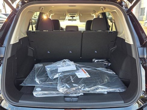 New 2026 Nissan Rogue SV FWD image 9