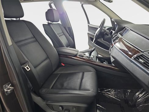 Used 2012 BMW X5 xDrive35i image 11
