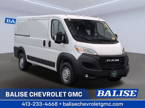 Used 2025 RAM ProMaster 2500 w/ Convenience Group FWD image 1