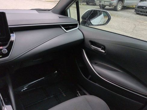 Used 2025 Toyota Corolla SE FWD image 15