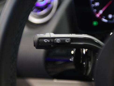 Used 2024 Mercedes-Benz GLA 250 4MATIC image 23
