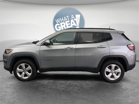 Used 2019 Jeep Compass Latitude w/ Cold Weather Group image 7