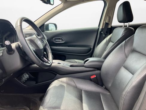 Used 2017 Honda HR-V EX-L image 11