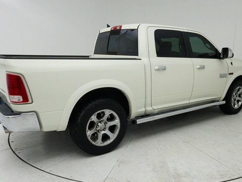 Used 2016 RAM 1500 Laramie w/ Convenience Group RWD image 7