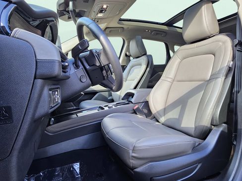 New 2026 Lincoln Corsair Reserve w/ Jet Appearance Package image 12