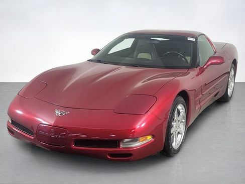 Used 2001 Chevrolet Corvette Coupe RWD image 7