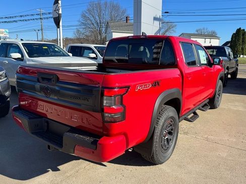 New 2025 Nissan Frontier PRO-4X w/ Pro Convenience Package image 2